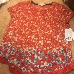 Cute flowery blouse